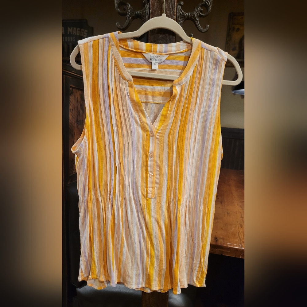 Market & Spruce Tank xl - Picture 2 of 13
